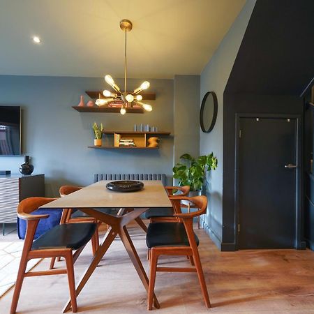 Castle Townhouse Kenilworth - Private Parking - 24 Hr Gym Access - Town Centre Quarto foto
