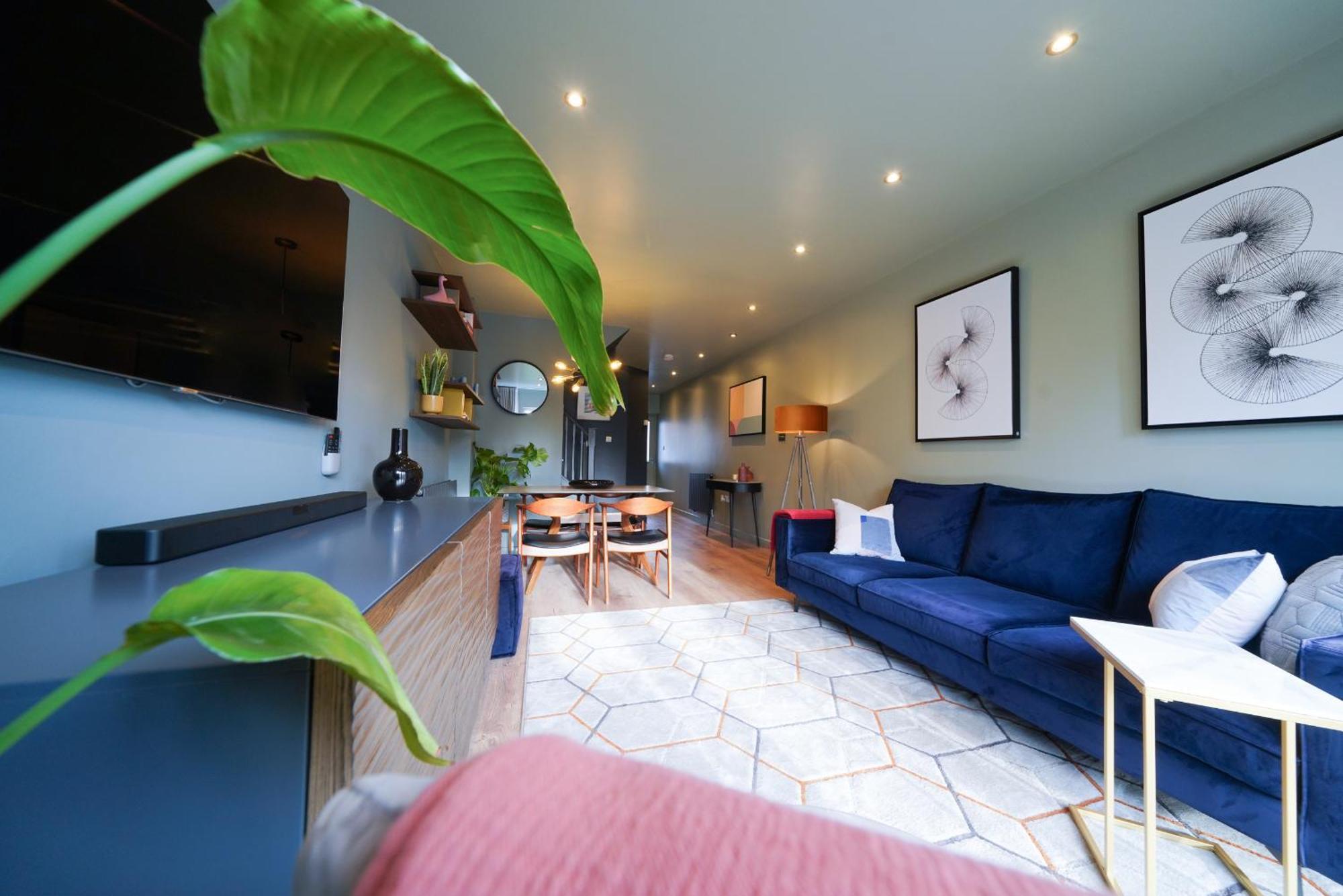 Castle Townhouse Kenilworth - Private Parking - 24 Hr Gym Access - Town Centre Quarto foto